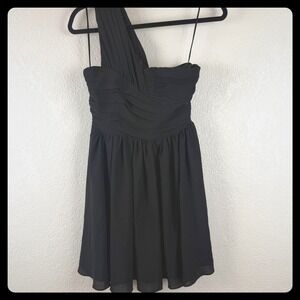 NEW Express Black One Shoulder Ruched Bodice Dress Size 0‎ Classic Minimimalist